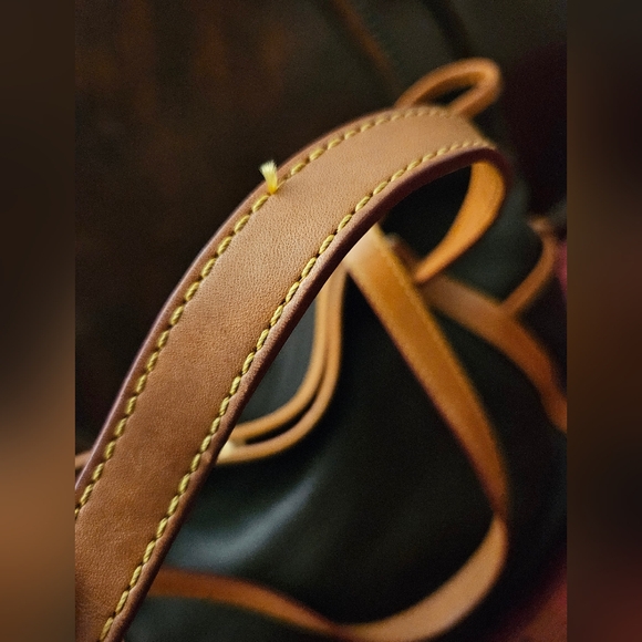 DOONEY BOURKE Florentine Kristen Black Leather Shoulder Tote Bag - Picture 3 of 16